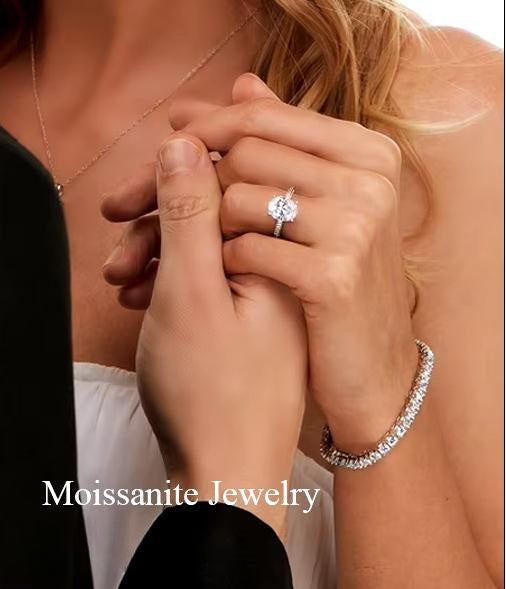 Moissanite