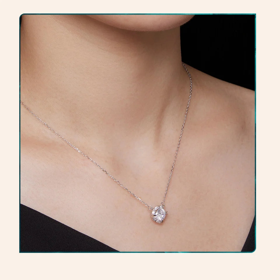 Necklace  925 Sterling Silver 1 Carat Round Moissanite